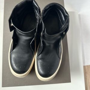 Rick Owens Island Dunk in black leather. Woman size 36.